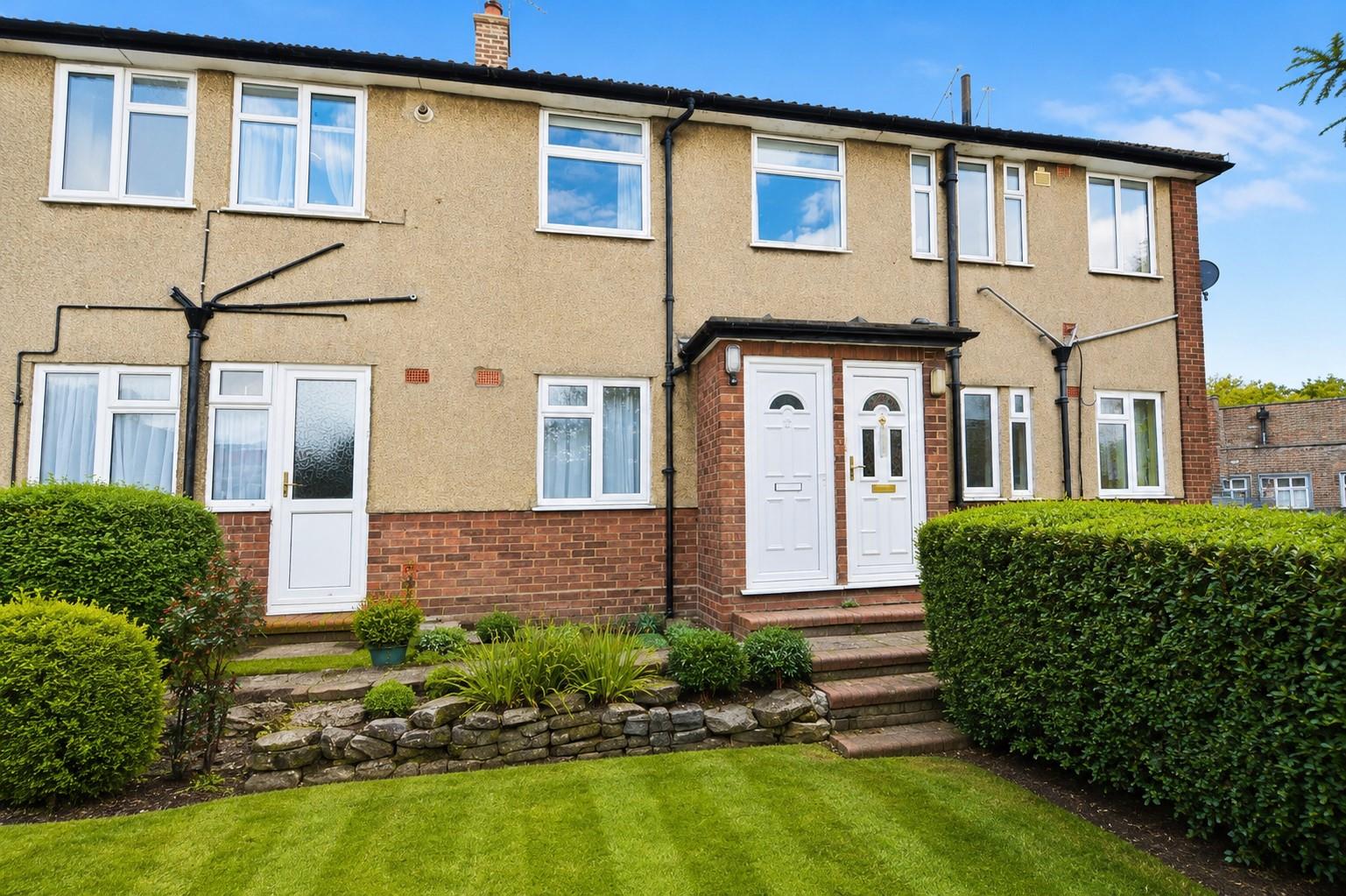 2 bed property in Daws Lane, Mill Hill, NW7, Mill Hill